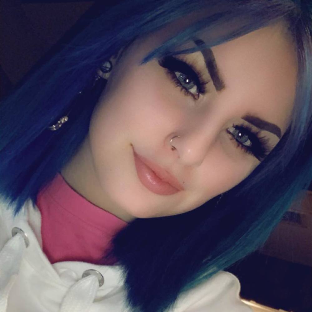 Meet your Posher, Anastasia